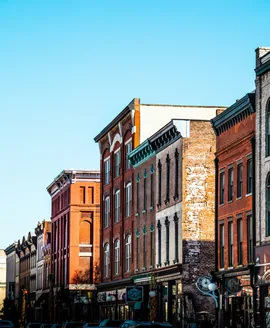 Brick storefronts in downtown Savannah